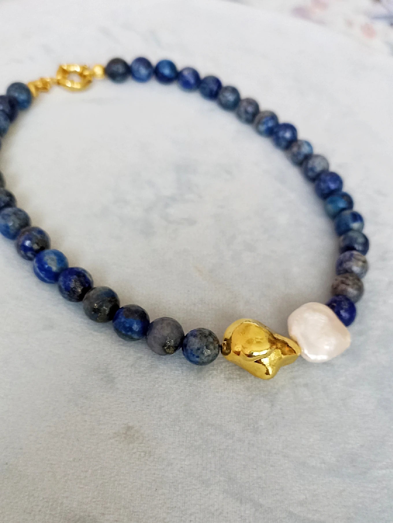 Lapis Taþlý Gold incili Kolye