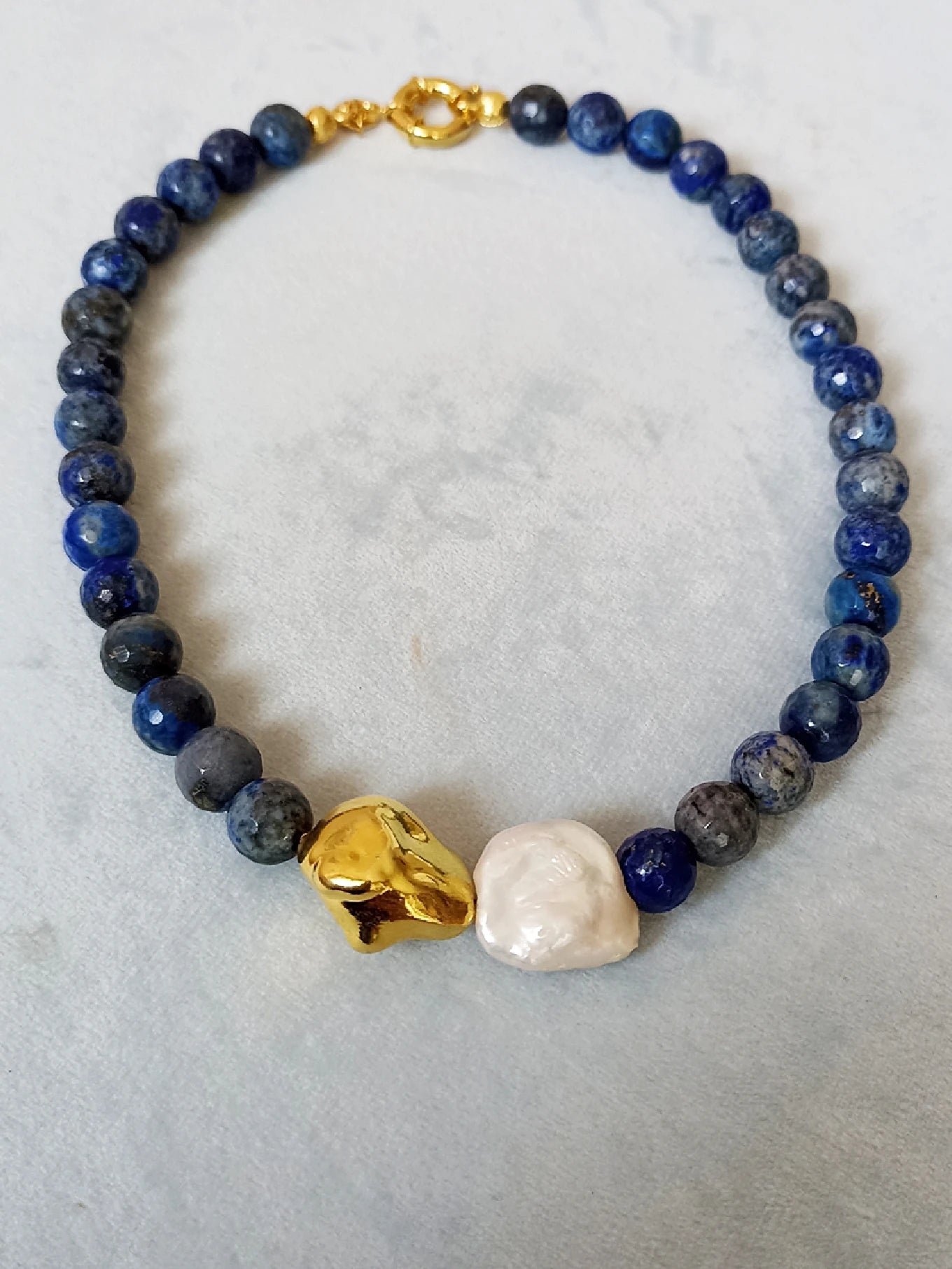 Lapis Taþlý Gold incili Kolye