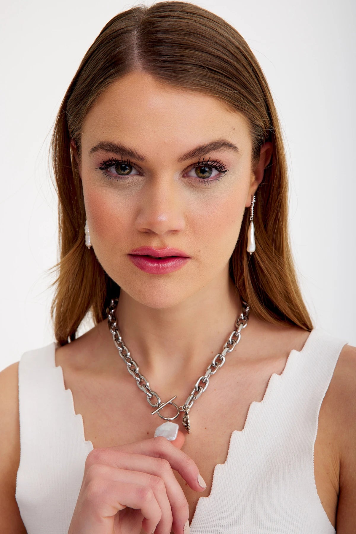 Sarah Choker, Kalýn Zincir Ýnci Kolye